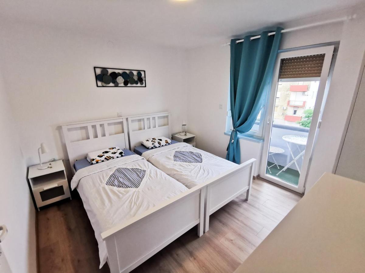 Sea Star Apartment Pula Buitenkant foto
